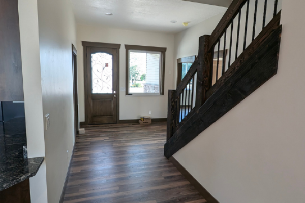 Carpenter – Foyer