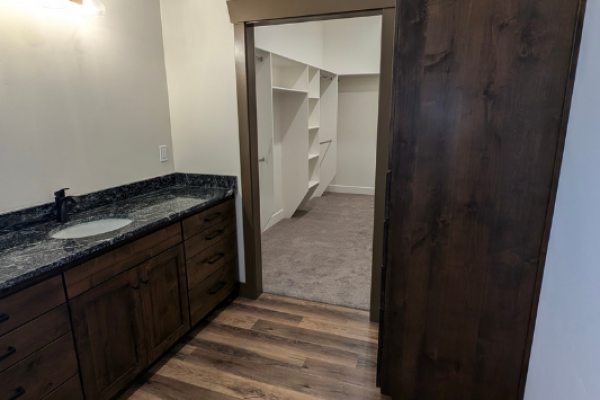 Carpenter – Master Bath 2