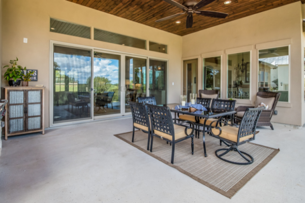 Outdoor Living 1
