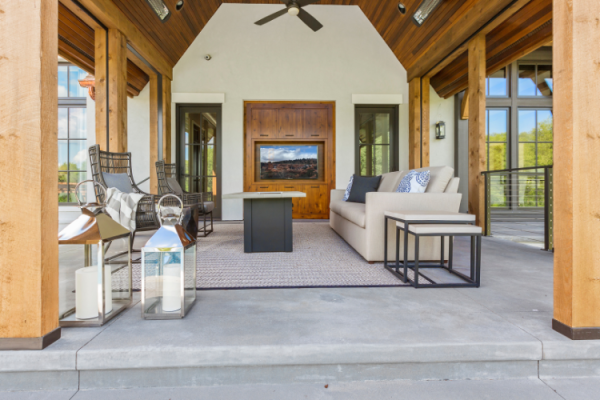 Outdoor Living 3